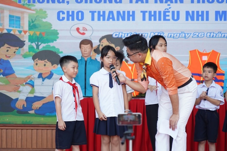 Phường Chương Mỹ tập huấn kỹ năng phòng, chống đuối nước cho thanh thiếu nhi dịp hè