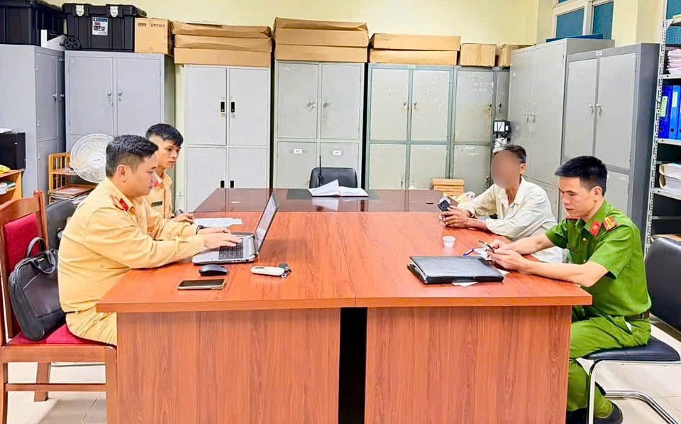 Chủ ôtô bị phạt 474 triệu đồng vì 96 lần vi phạm giao thông